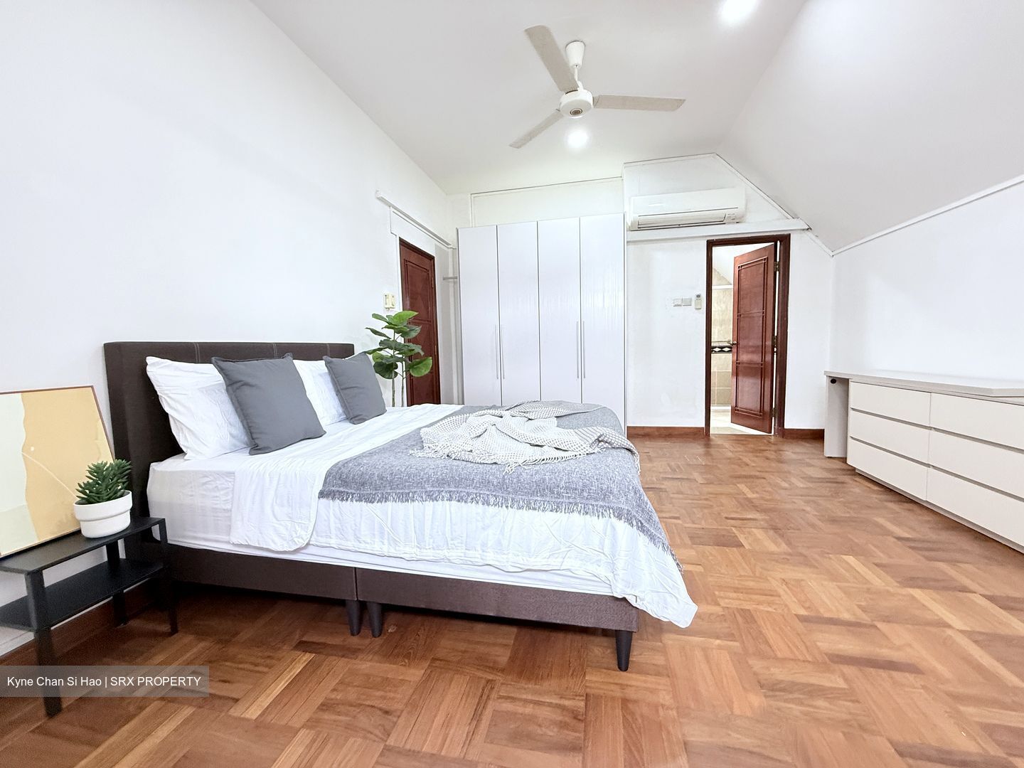 Pinetree Condominium (D10), Condominium #541987051